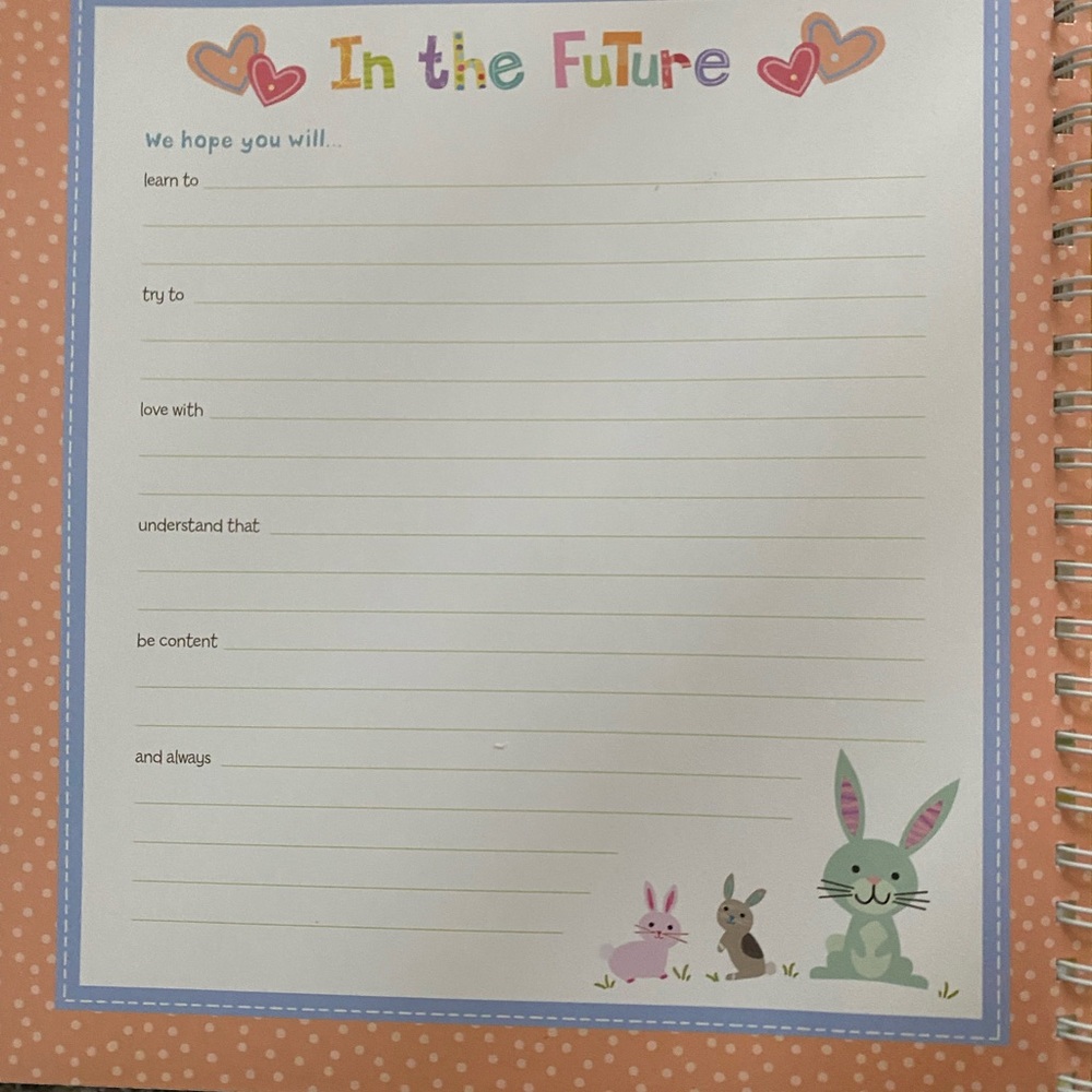 Baby memory keeper/scrapbook - Picture 3 of 5